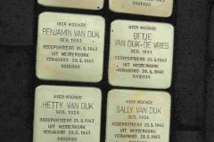 143-2016-12-01-Struikelsteentjes-leggen-scaled